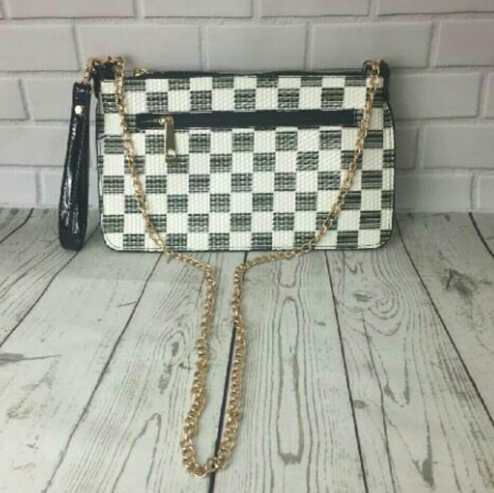 NWT Black&White checkered clutch with gold chain!