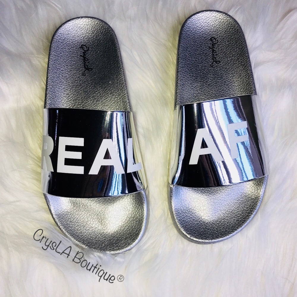 🎉LAST🎉✨Metallic Slides✨