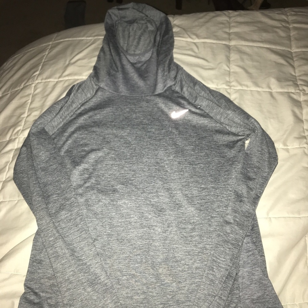 nike sweatshirt
