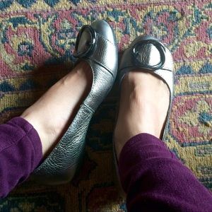 {Fleet footed} silver Naturalizer ballet flats