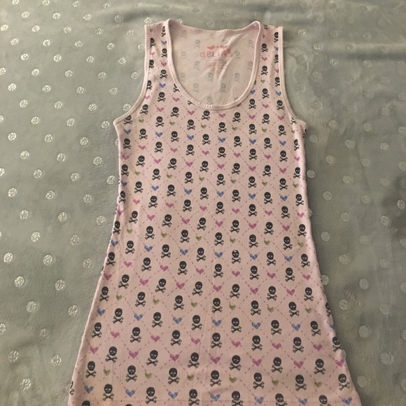 Delia’s Hearts and skulls tank top size Medium - Picture 1 of 2