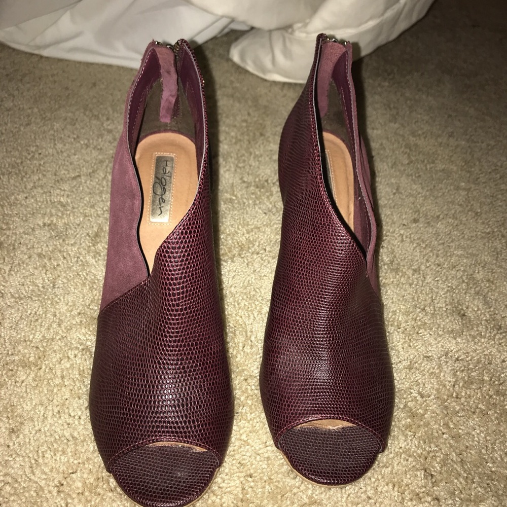 Halogen Booties