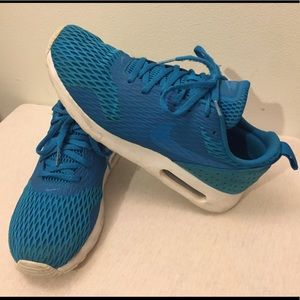 Mens NIKE AIR MAX TAVAS - Turquoise