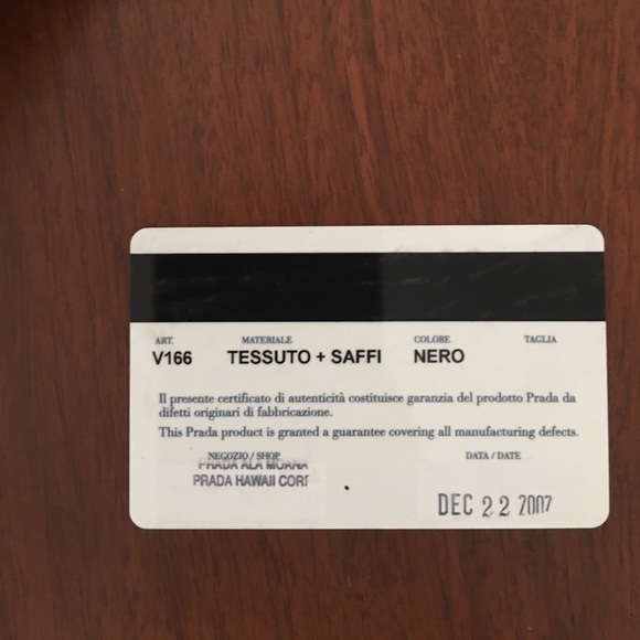 Authentic 2007 PRADA messenger bag. - Picture 5 of 8