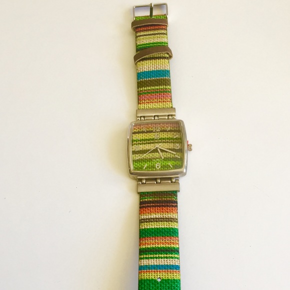 Beautiful multicolored fabric watch - Picture 2 of 3