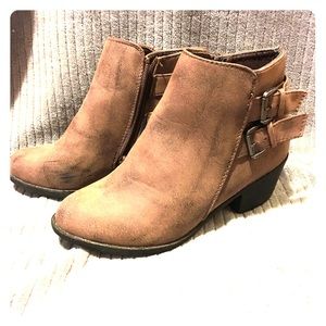 Women's ankle boots