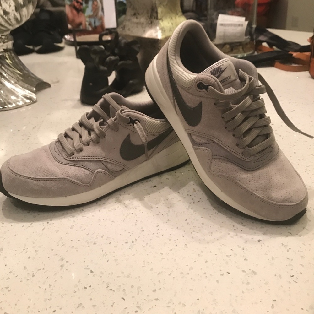 Nike Air odyssey