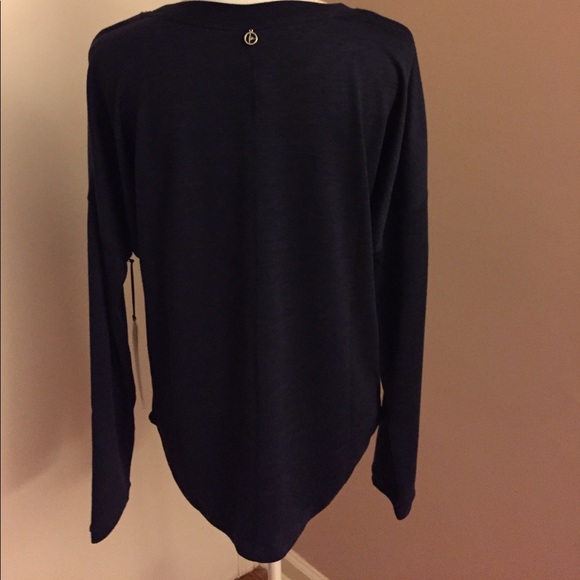 90 Degree by Reflex Sweater - Picture 3 of 7