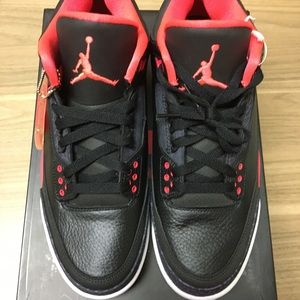 Jordan 3s, Dead Stock
