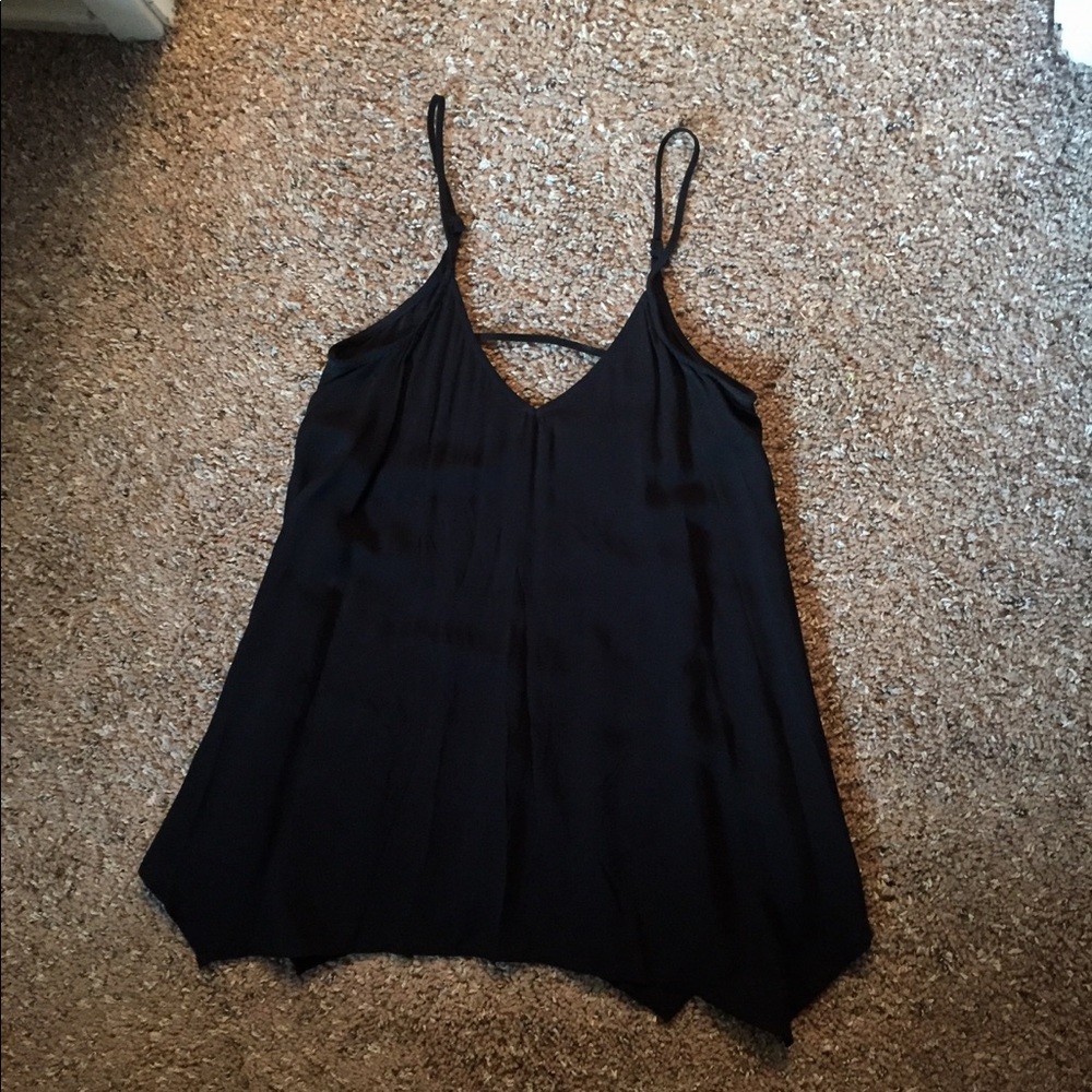 NWOT super cute XS black spaghetti strap shirt ❤️