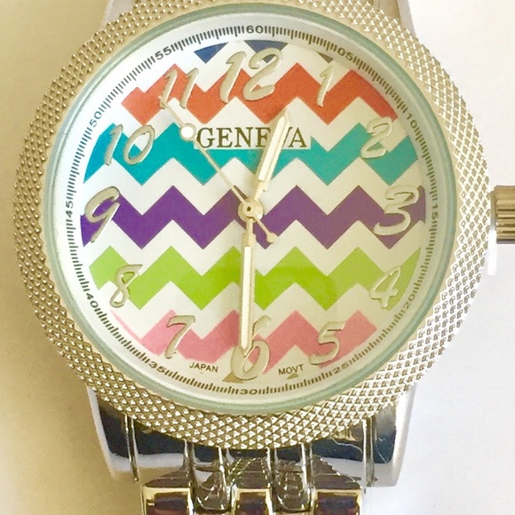 Geneva Colorful Watch - Picture 3 of 3