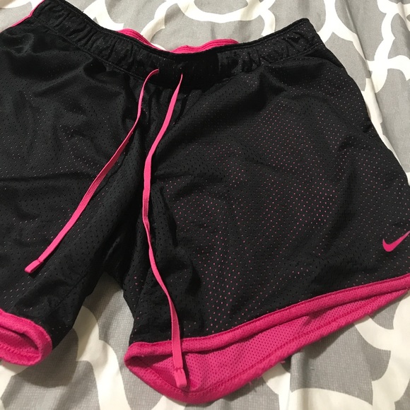 Nike workout shorts barely worn. - Picture 1 of 3