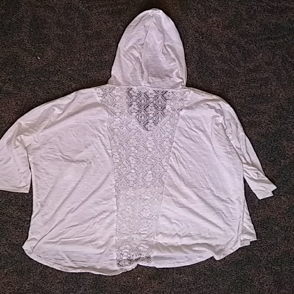 Shirt - Picture 3 of 4