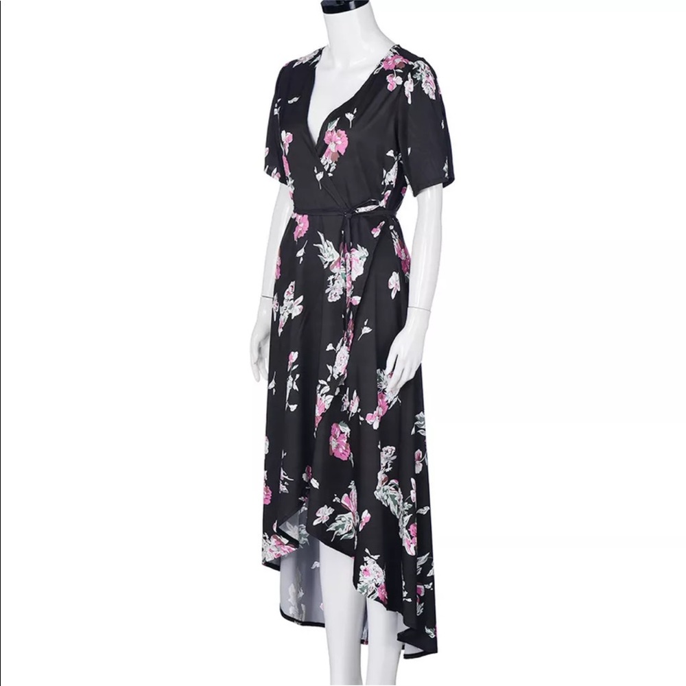 Host Pick 💘Vintage Rose Floral Print Dress - Picture 6 of 8