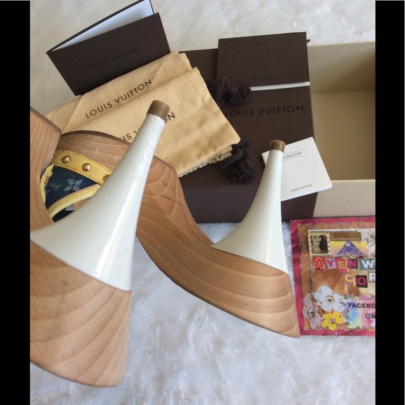 Authentic Louis Vuitton Denim mono Sandals - Picture 3 of 8