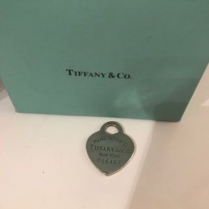 Tiffany & Co. 925 Heart Key Ring Charm