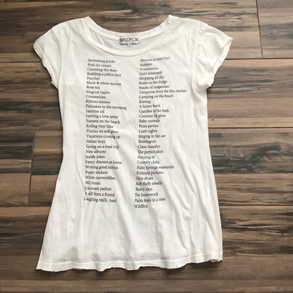 Wild fox distressed tee xs white with black words