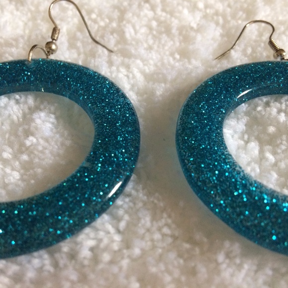 ✨NEW✨ 80s Style Blue Glitter Hoop Earrings - Picture 2 of 2