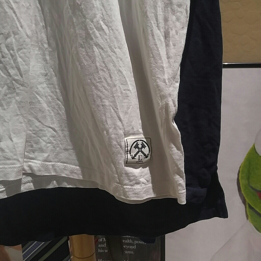 Civil Clothing Tee - Picture 3 of 3