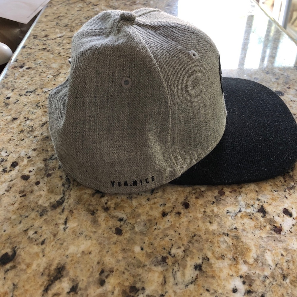 Yea nice hat - Picture 2 of 2