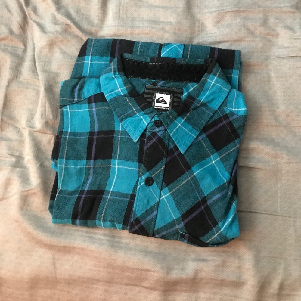 Quicksilver long sleeve button up shirt