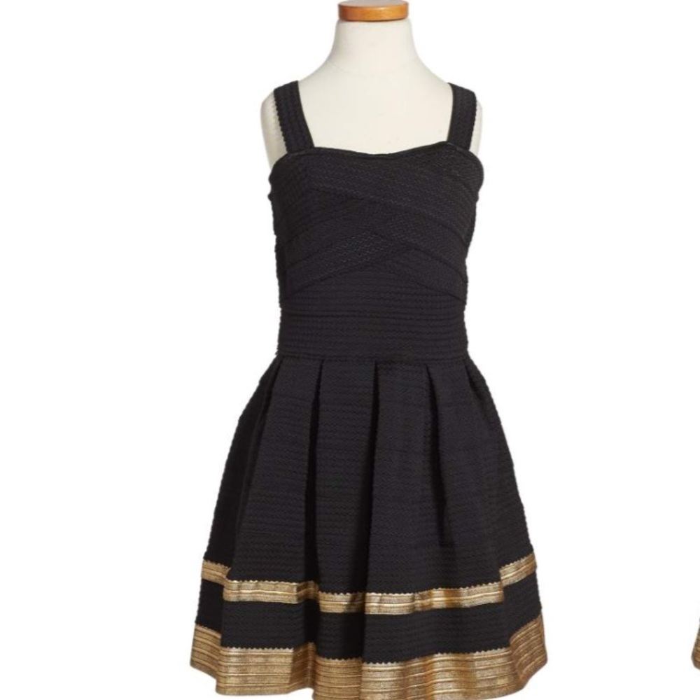 Elisa B kid dress brand new size 1/2
