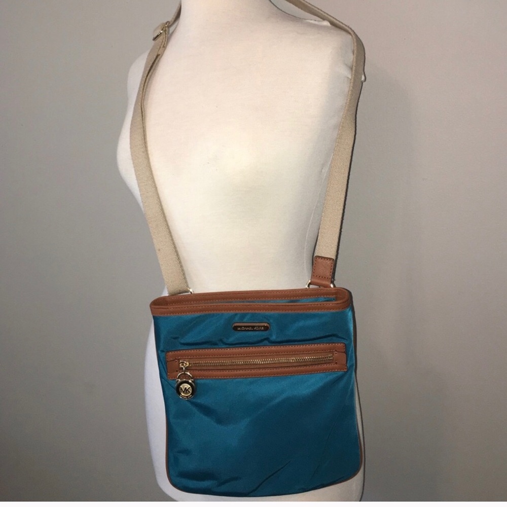 Real Michael Kors Crossbody turquoise bag
