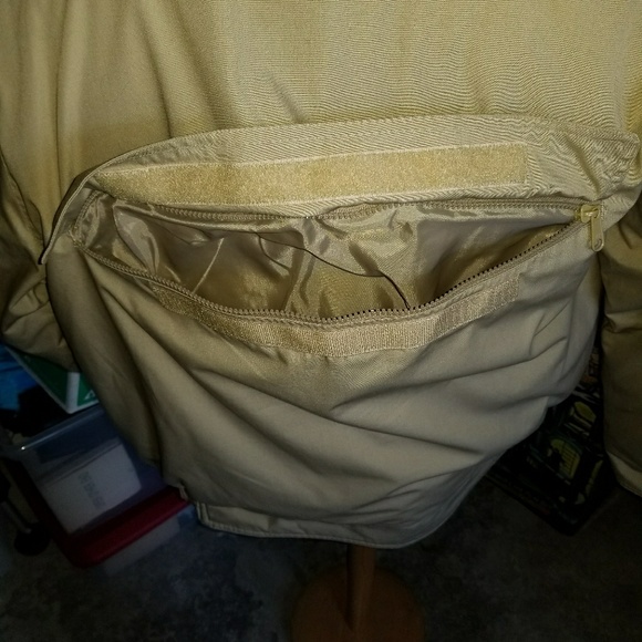 Hunting Jacket - Picture 6 of 7