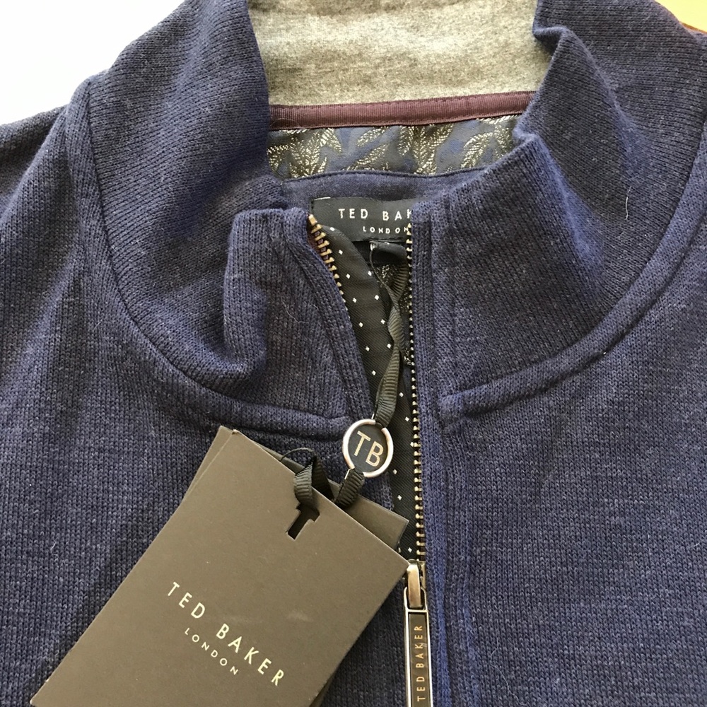 Lightweight men’s sweater NWT