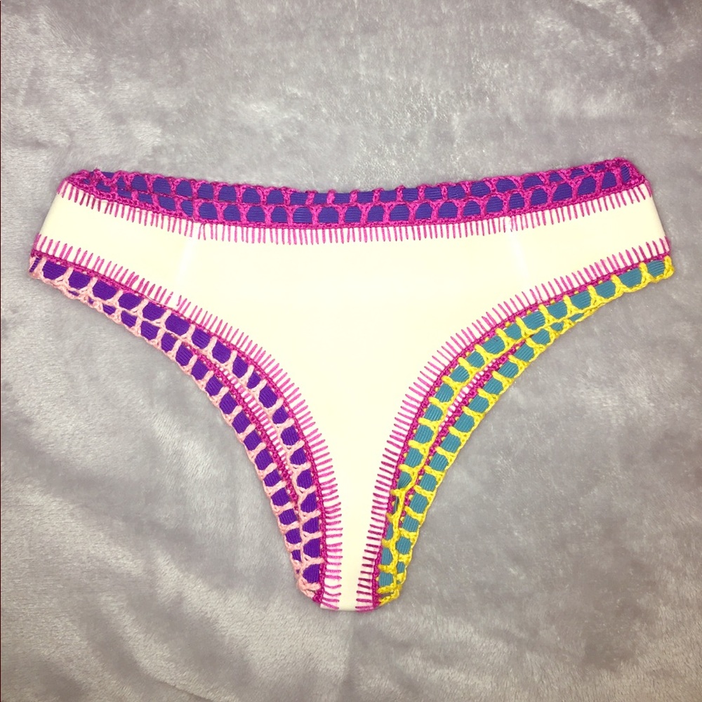 Kiini boyshort bottom M