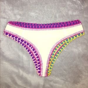 Kiini boyshort bottom M