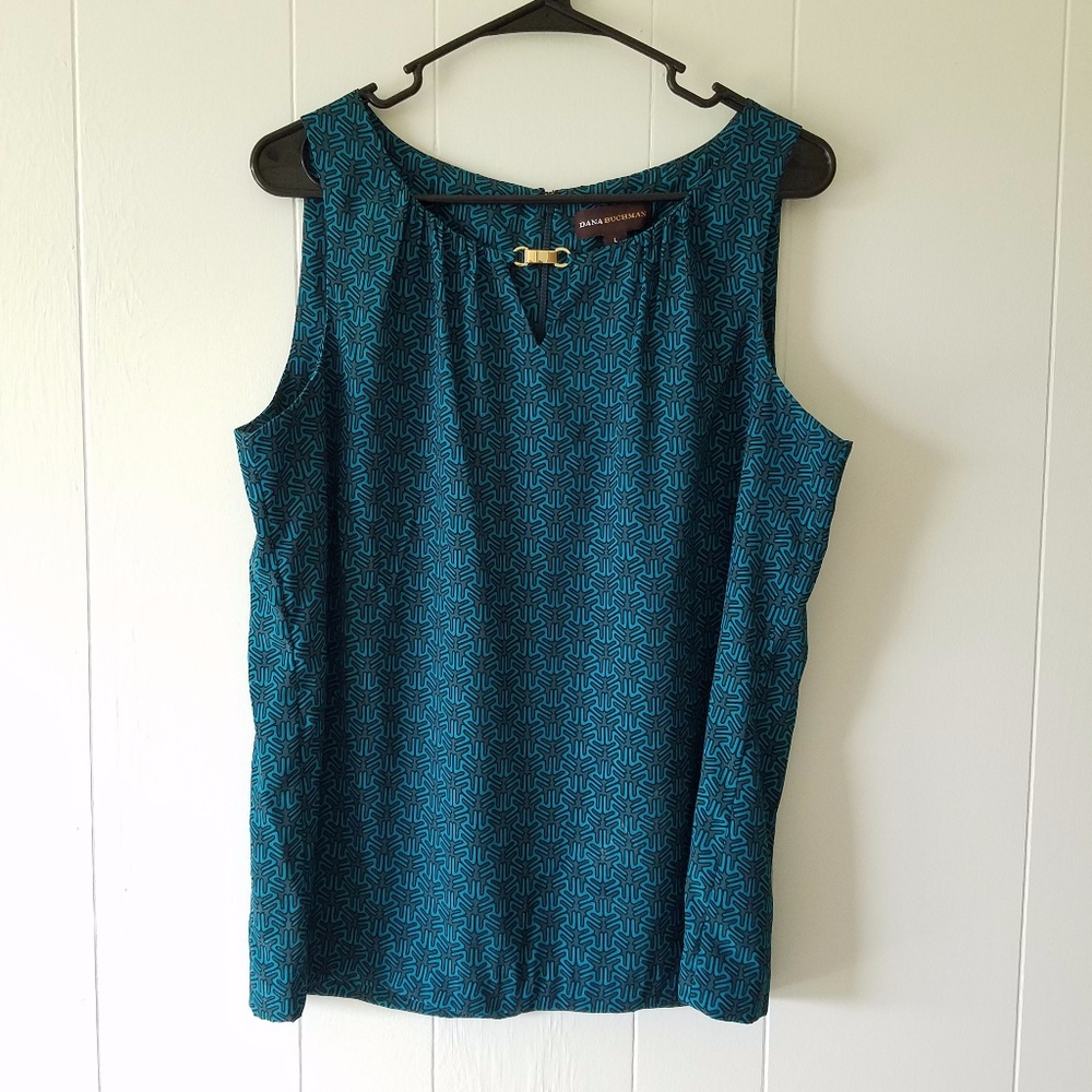 Pretty Dana Buchman Printed Blouse