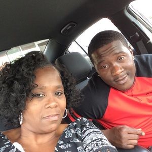 Meet your Posher, Cdell