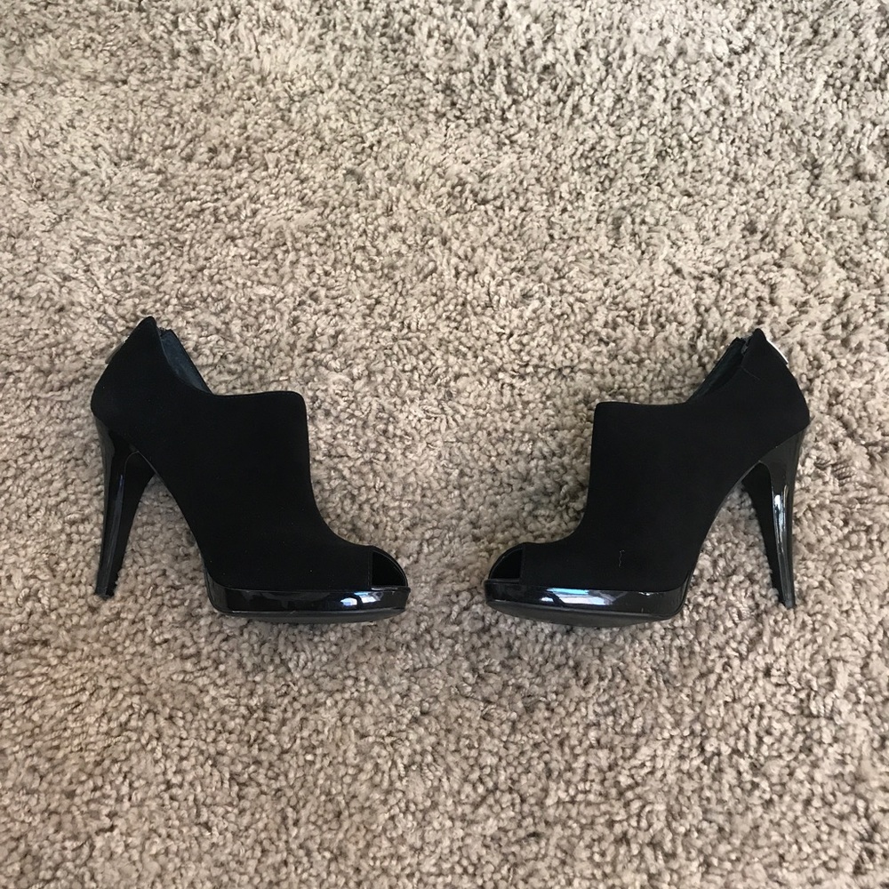 Black Suede Peep Toe Pump