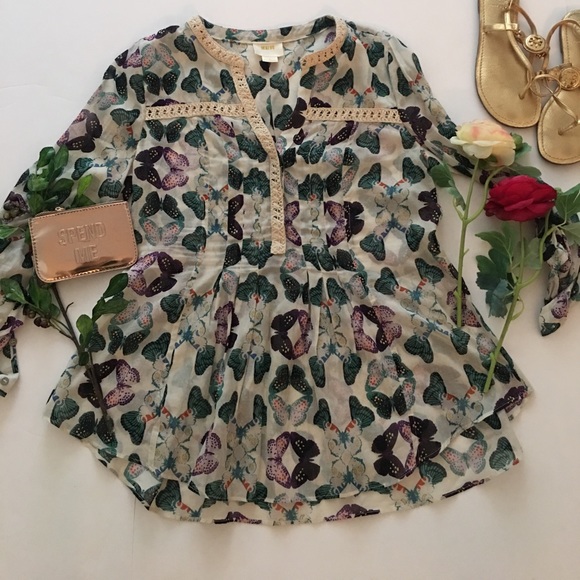 Anthropologie Tops - 🎉🎉HOST PICK🎉🎉❤Anthropologie top❤