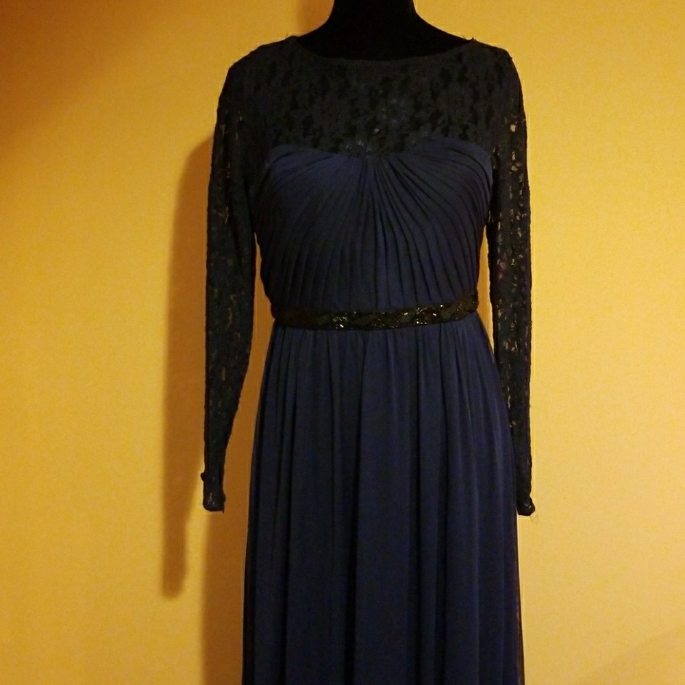 Monique Lhueillier Evening Gown Size 10