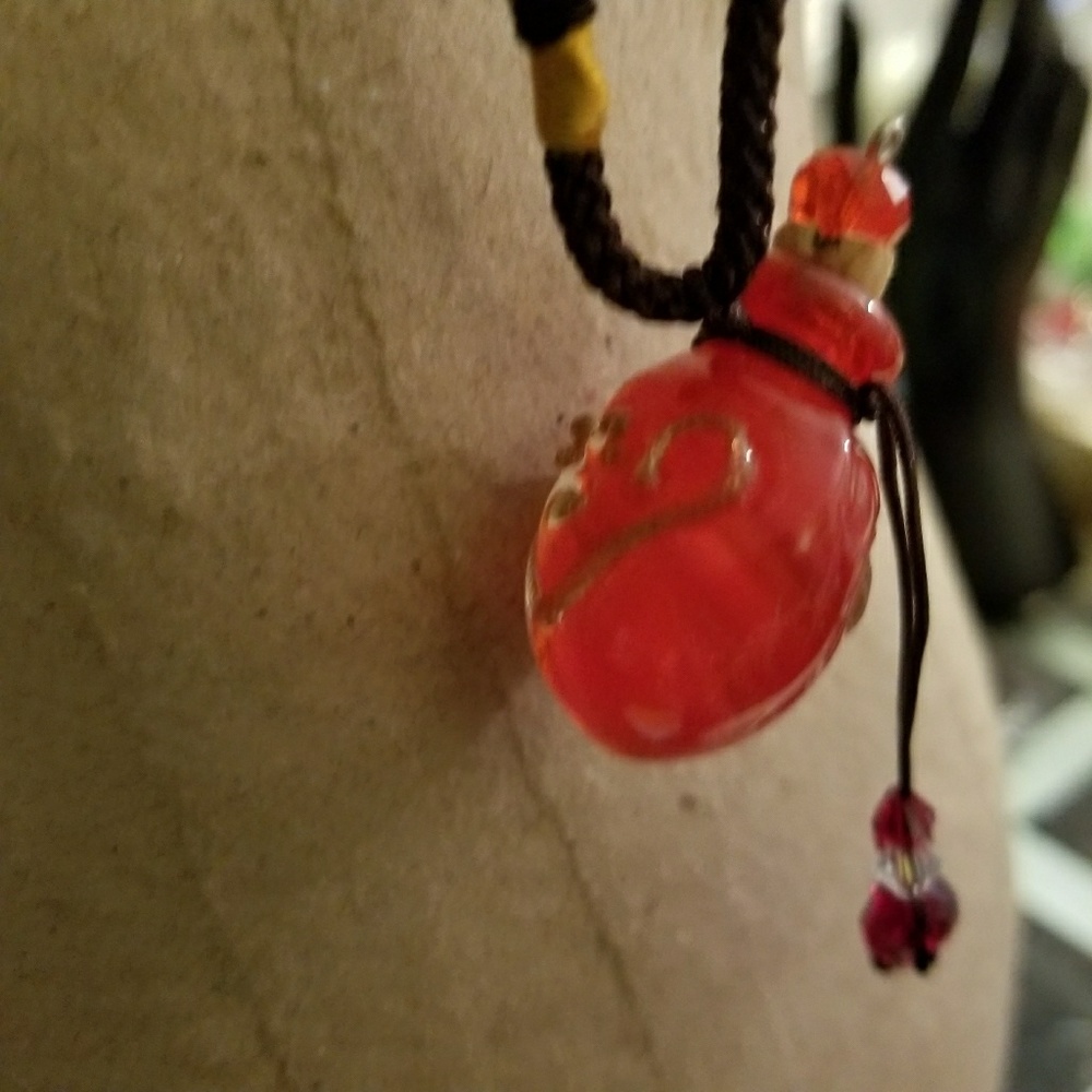 Necklace - Picture 3 of 4