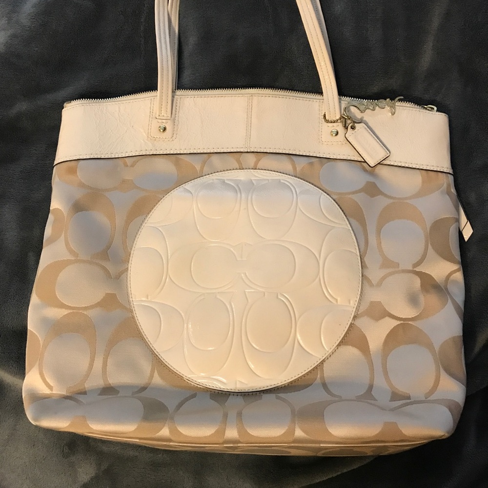 Coach Signature Laura Tote