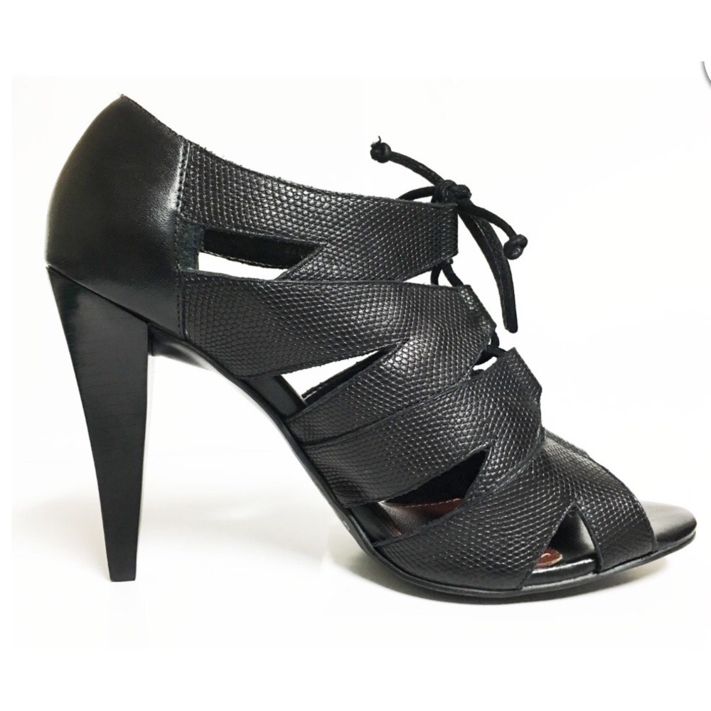 Gianni Bini leather lace up sandals