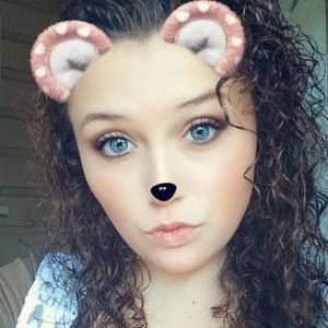 Meet your Posher, Kellie