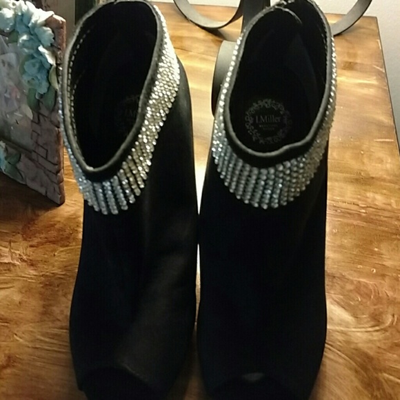 I. Miller Rhinestone Heels 🎄 - Picture 3 of 8