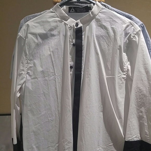 Elongated Button Up white/black - Picture 3 of 4