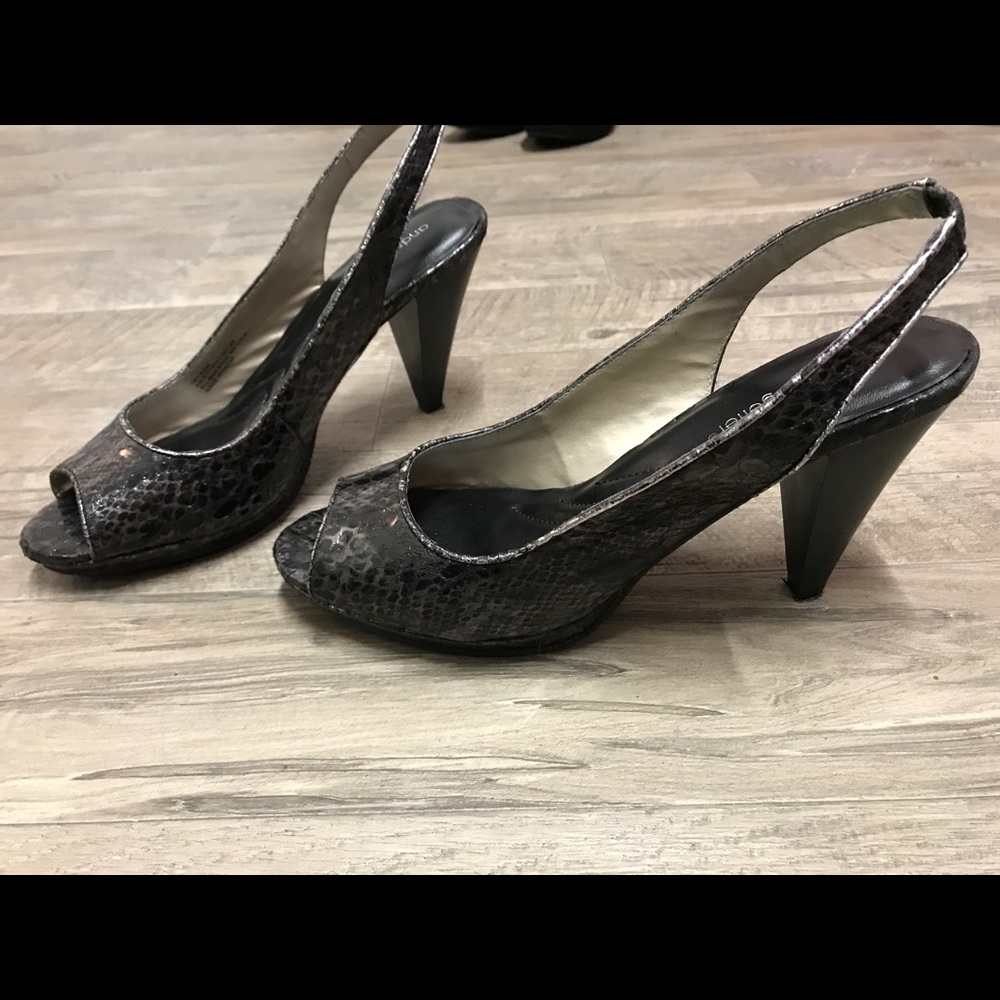 Sling back heels