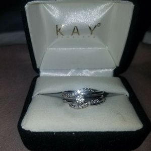 10K White Gold Diamond Ring