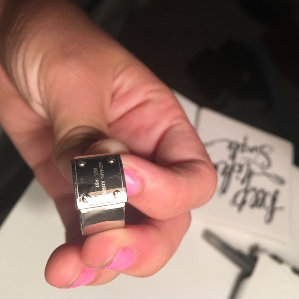 Michael Kors ring