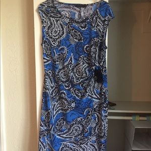 Limited sleeveless dress