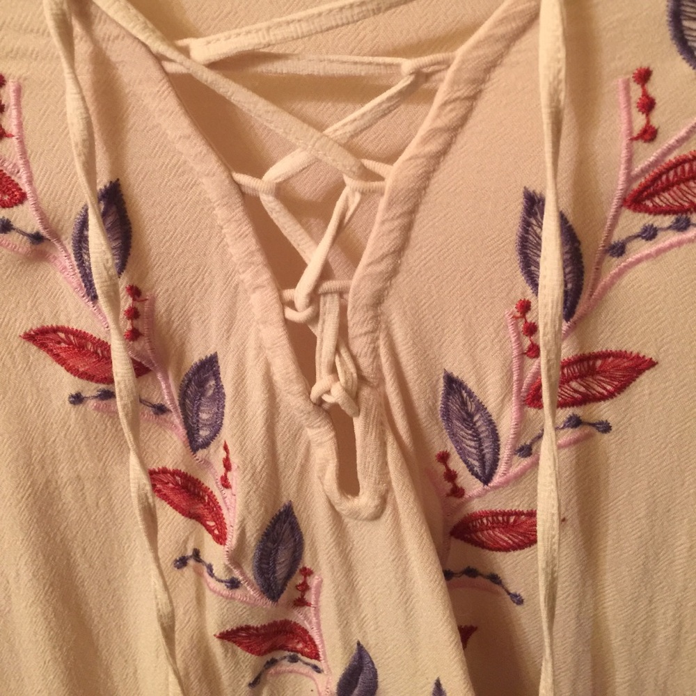 Cream dress - Picture 2 of 3
