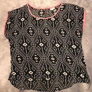 Sheer Short-Sleeve Shirt Sheer Short-Sleeve Shirt