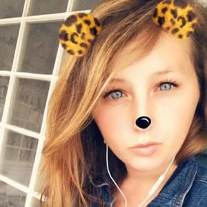 Meet your Posher, Brittney