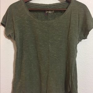 Anthropologist olive green tee